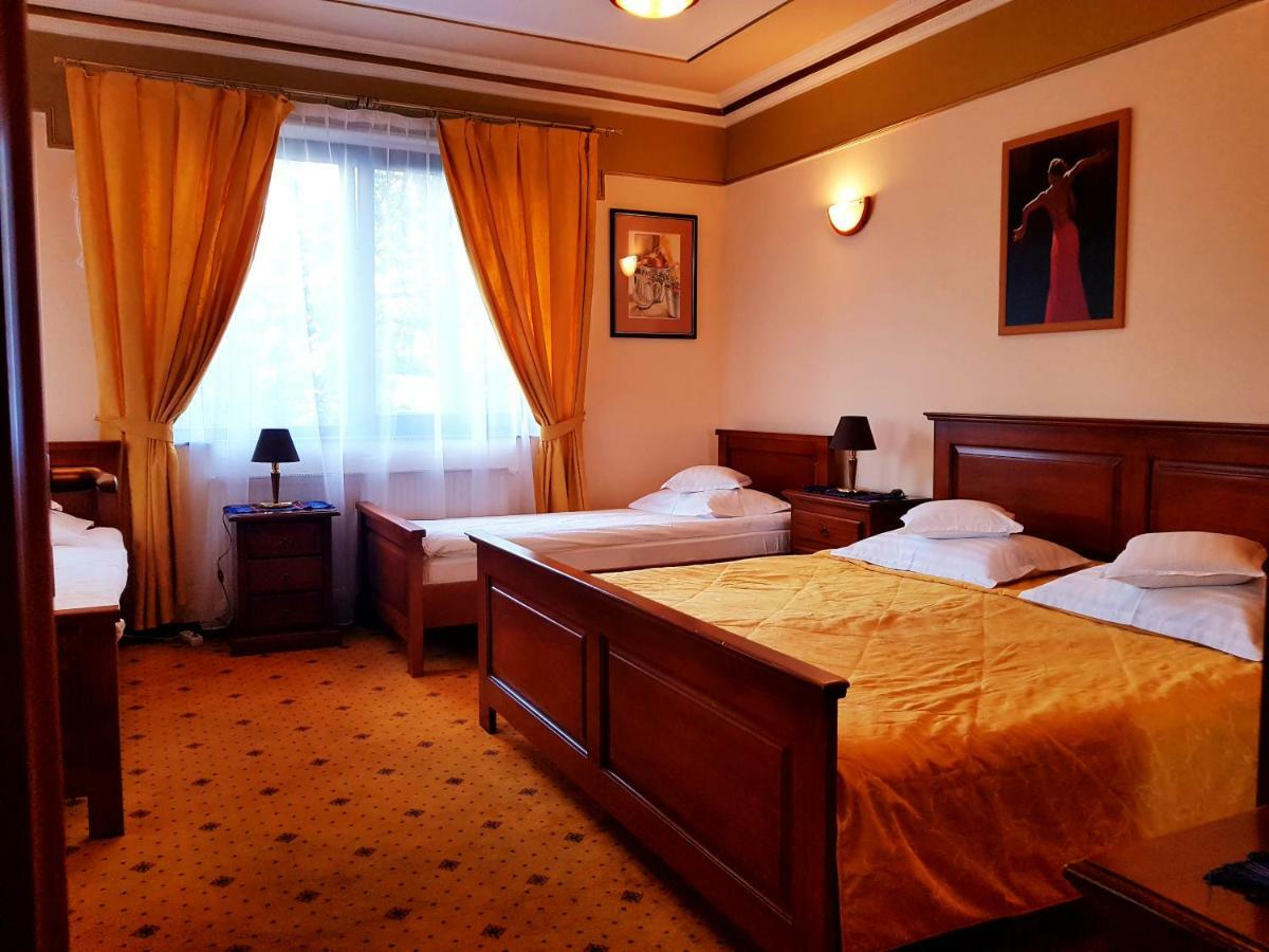 Crama Haiducilor Cluj-Napoca Extérieur photo